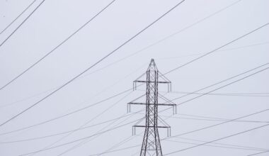 How an early cold snap pushed Hydro-Québec's power grid to its limit