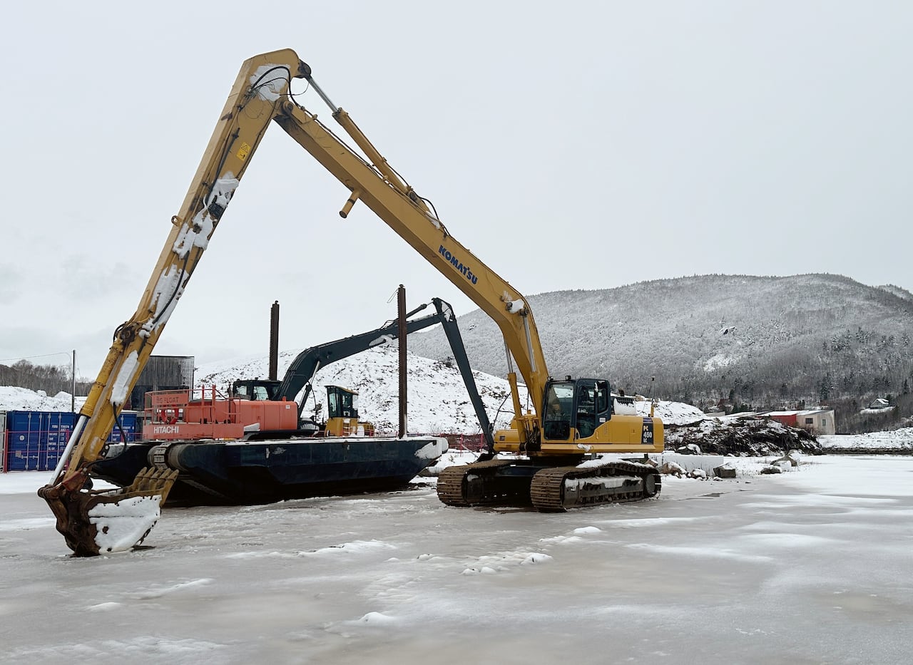outfall install equipment