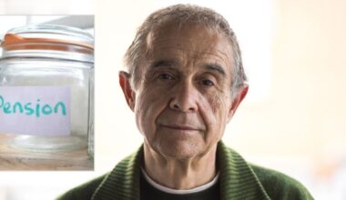 Pension drawdowns surge as retirees rush to withdraw funds at record rates