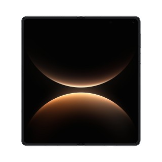 Huawei Mate X7 features a 6.49-inch cover screen and an 8-inch main display