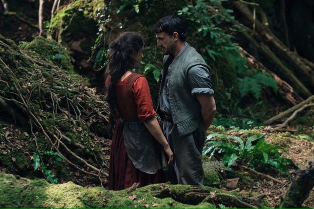 Hamnet review: Jessie Buckley and Paul Mescal shoot for the stars (and score five of them)