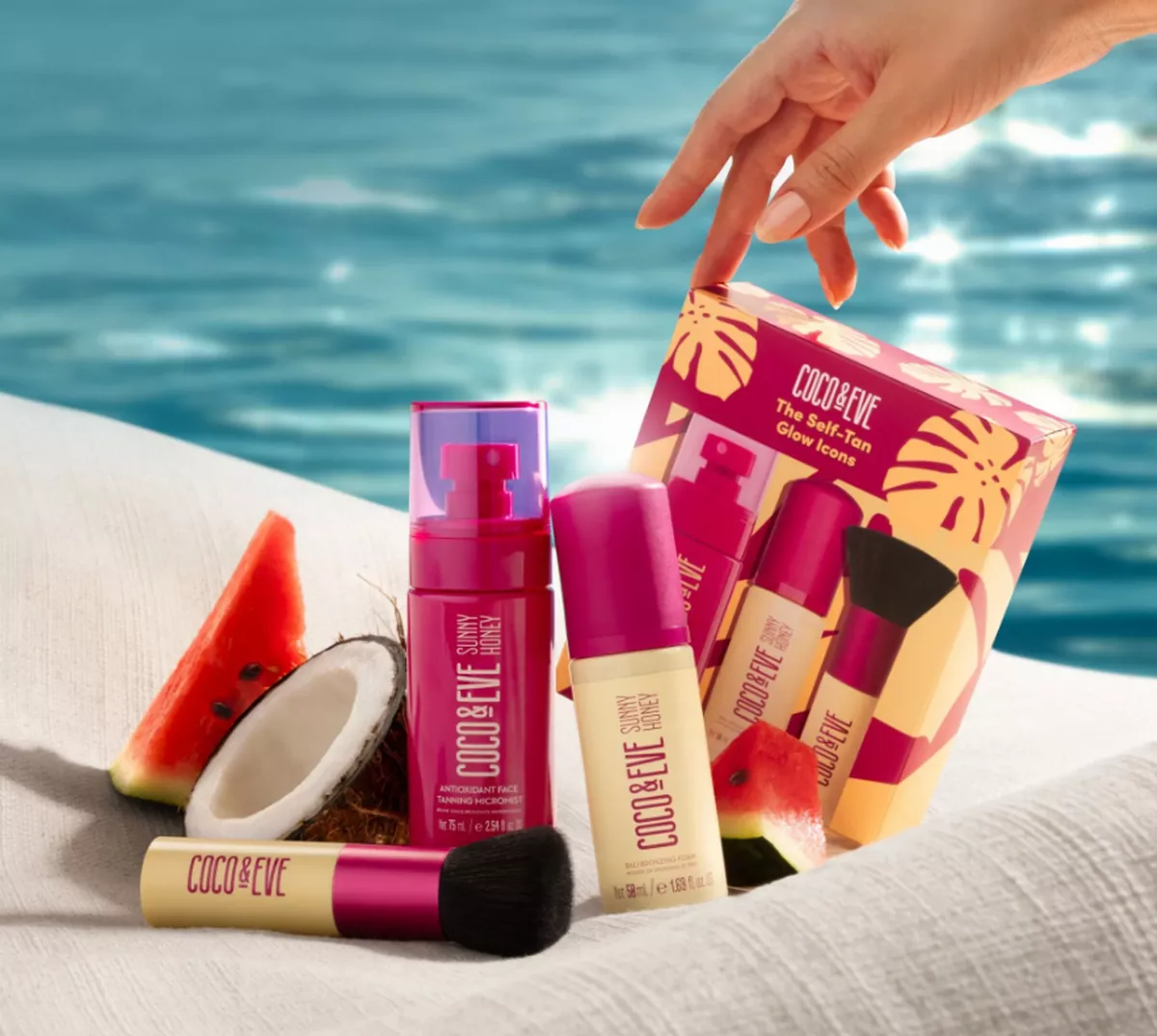 The Self Tan Glow Icons from Coco & Eve is now £36.60 from £61