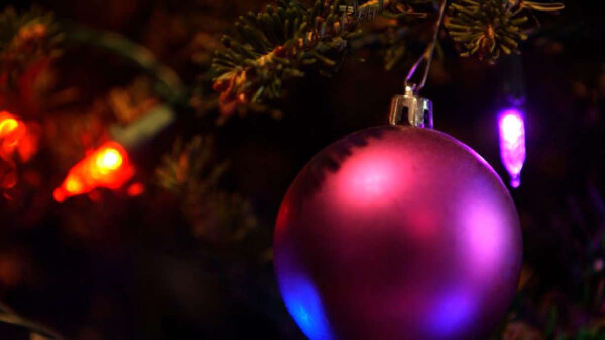 From chaos to calm: How to manage holiday stress and enjoy the season