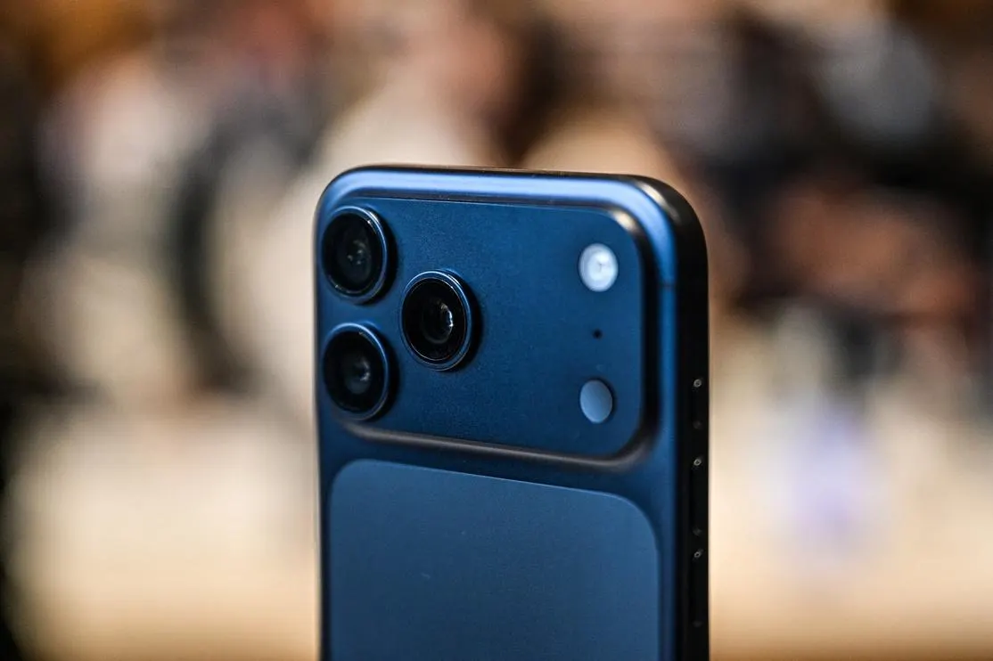 Apple’s iOS 26.2 Update Is Quietly Changing A Key iPhone Feature For Some Users