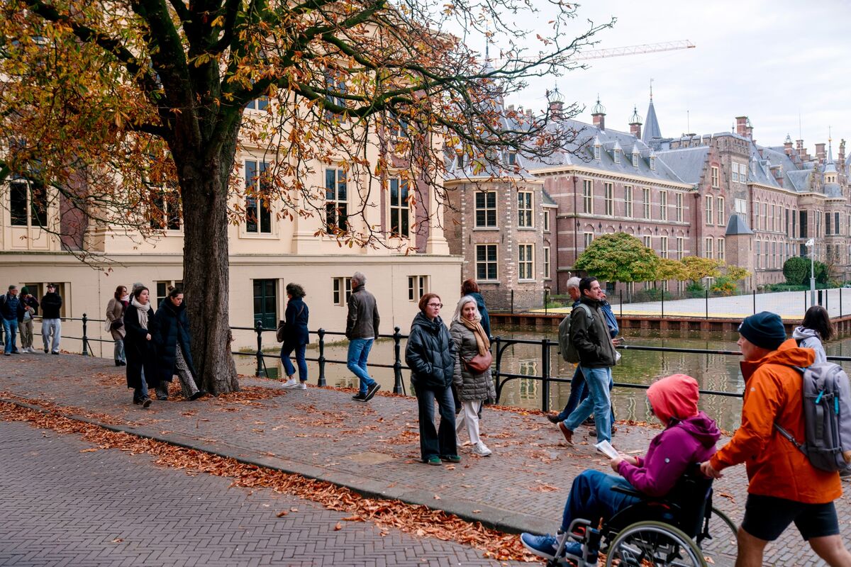 Dutch Pension Overhaul Risks Creating ‘Basis Trap’ for Banks