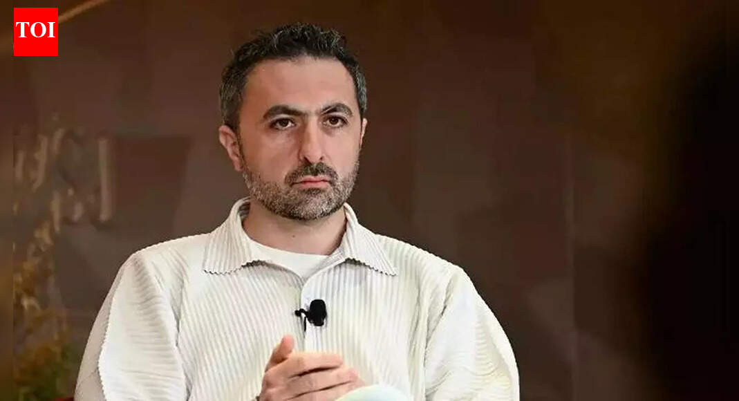 Microsoft AI chief Mustafa Suleyman: Gemini 3 can do things that Copilot can’t, we are really trying to …