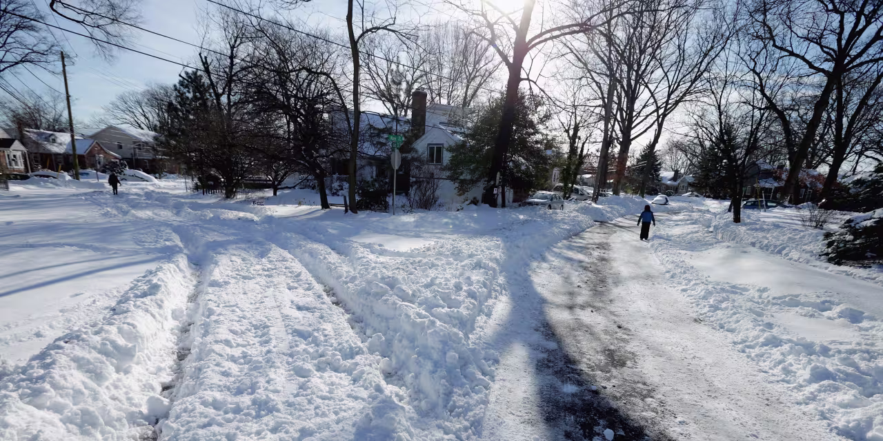 Don’t bet on lots of hiring and new jobs in 2026 — or lots of layoffs, either - MarketWatch