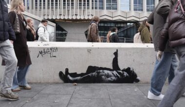 Artwork thought to be by Banksy appears at foot of London skyscraper