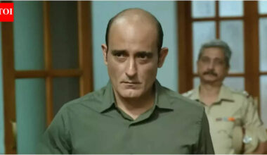 Akshaye Khanna opts out of Ajay Devgn's 'Drishyam 3' amid massive success of 'Dhurandhar' - Report |