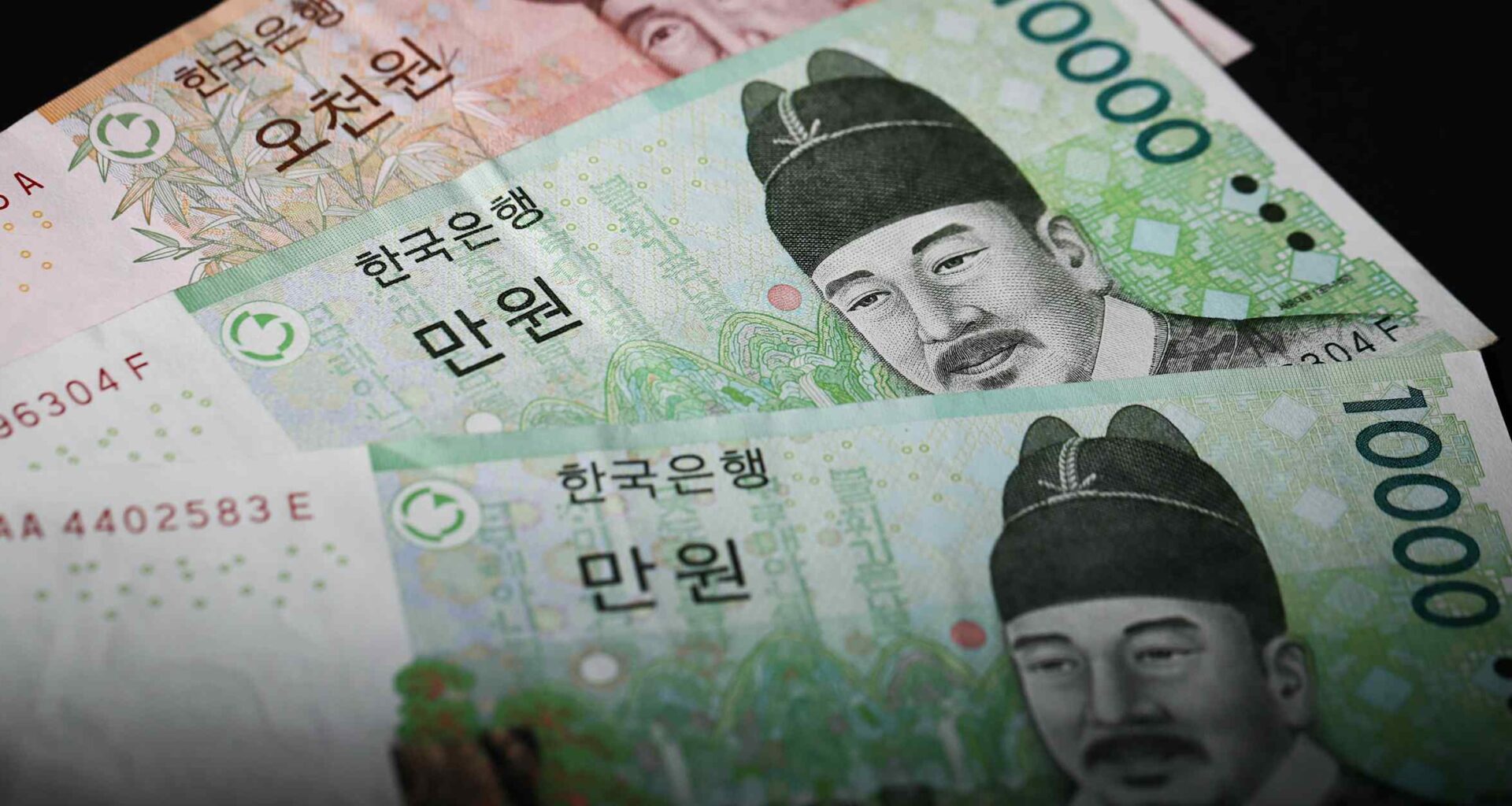 South Korea vows to prop up the won as currency slides - Nikkei Asia