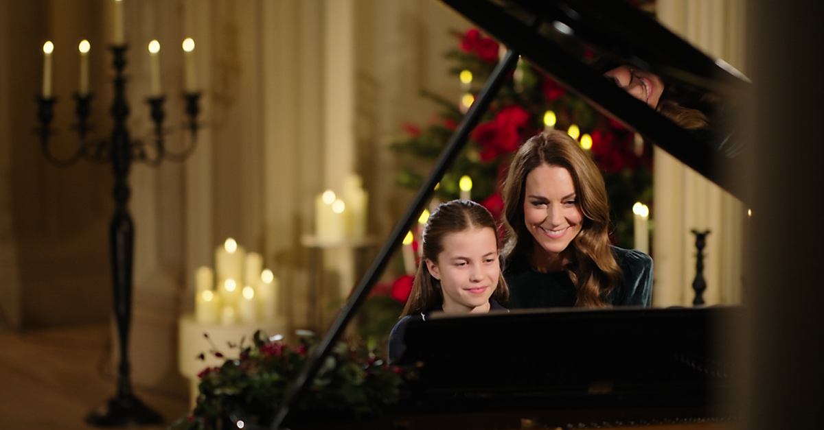 Kate and Charlotte perform together on the piano for carol concert