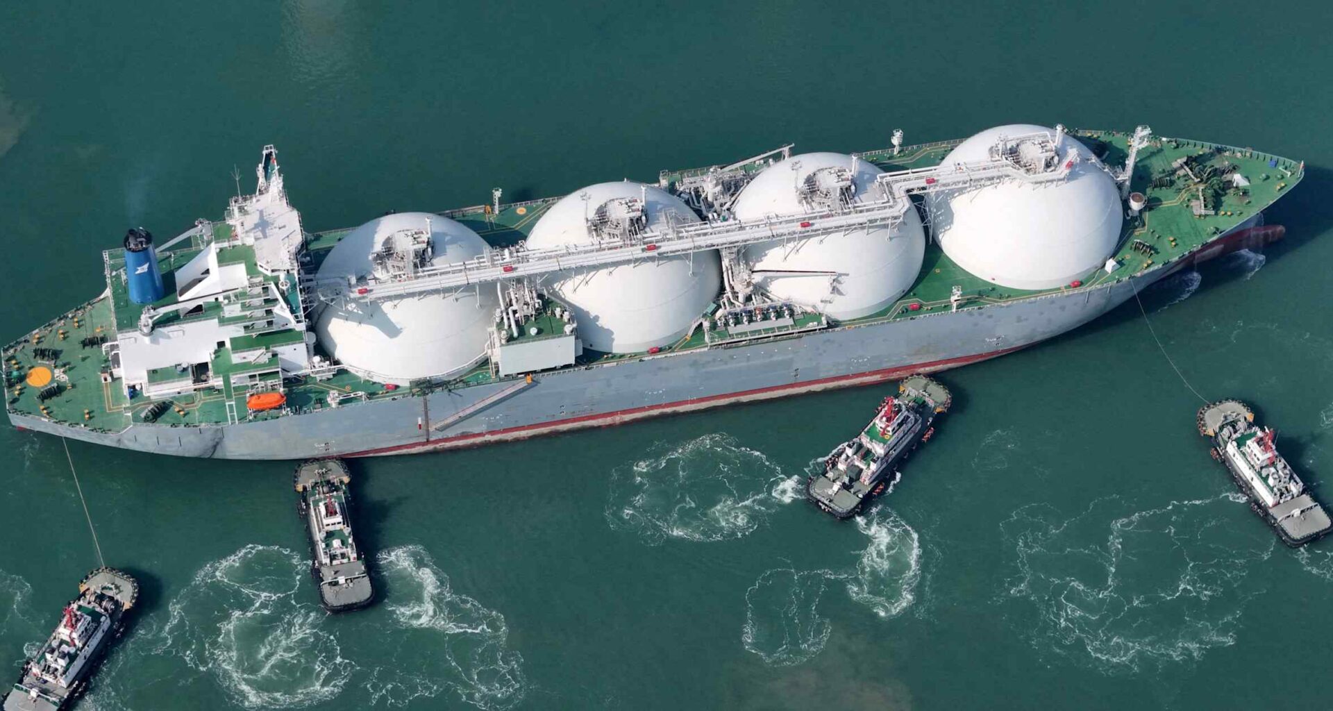 China's LNG imports plunge under weak economy and US friction