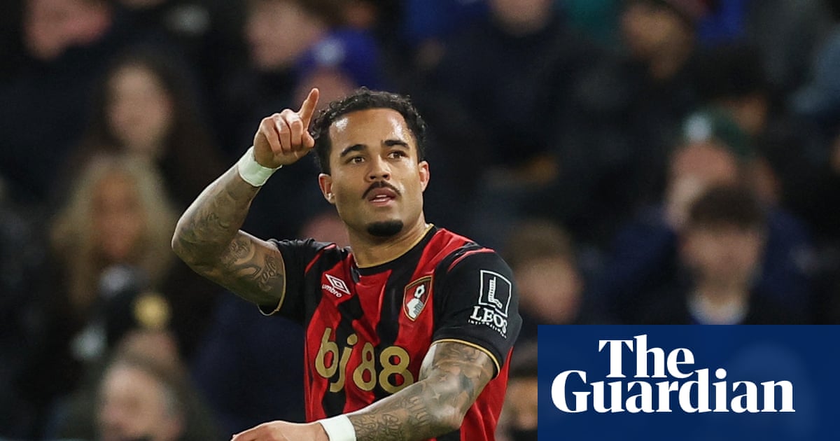 Enzo Maresca jeered by Chelsea fans amid wild draw with Bournemouth | Premier League