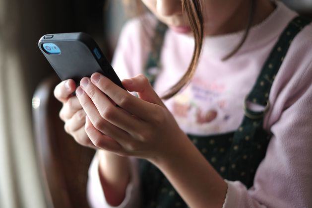 Regulating kids’ smartphone usage doesn’t work – they shouldn’t have one in the first place