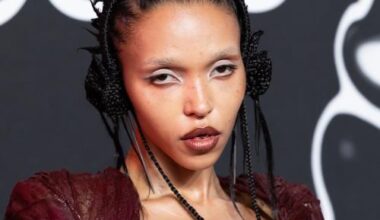 FKA Twigs announces 2026 US/Europe tour - Music News