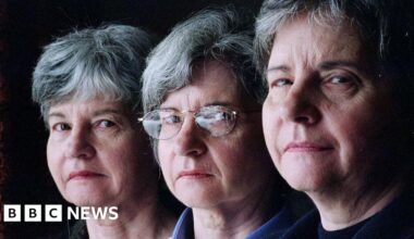 Last of Canada's Dionne quintuplets dies aged 91