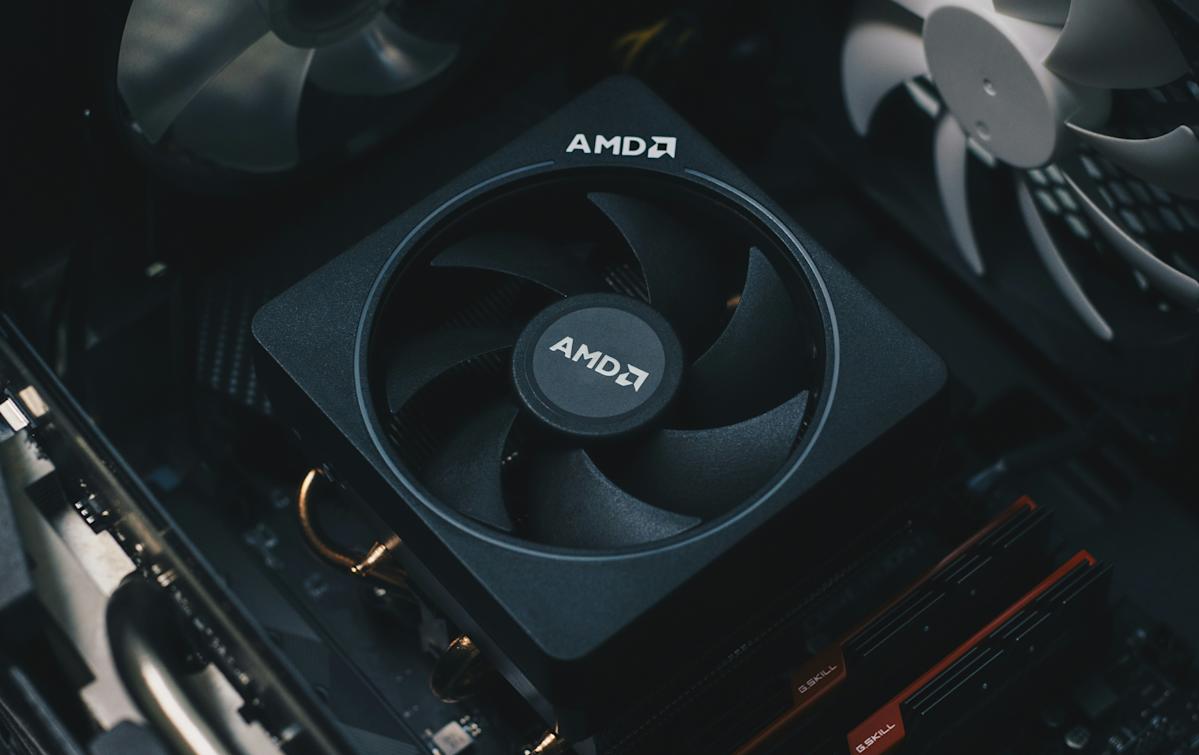 Analysts Doubled Down on AMD in December Amid AI Wins and Growing Buy Ratings