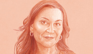 War Photographer Lynsey Addario on Documenting Conflict in Iraq, Ukraine