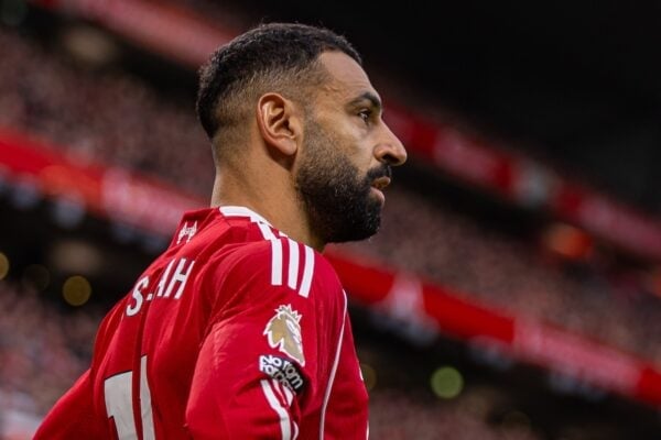 LIVERPOOL, ENGLAND - Saturday, November 22, 2025: Liverpool's Mohamed Salah during the FA Premier League match between Liverpool FC and Nottingham Forest FC at Anfield. Forest won 3-0. (Photo by David Rawcliffe/Propaganda)