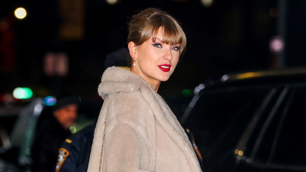 Taylor Swift Performs ‘Aunt Tay’ Duties in a Luxe Winter Coat of Many Fall Colors