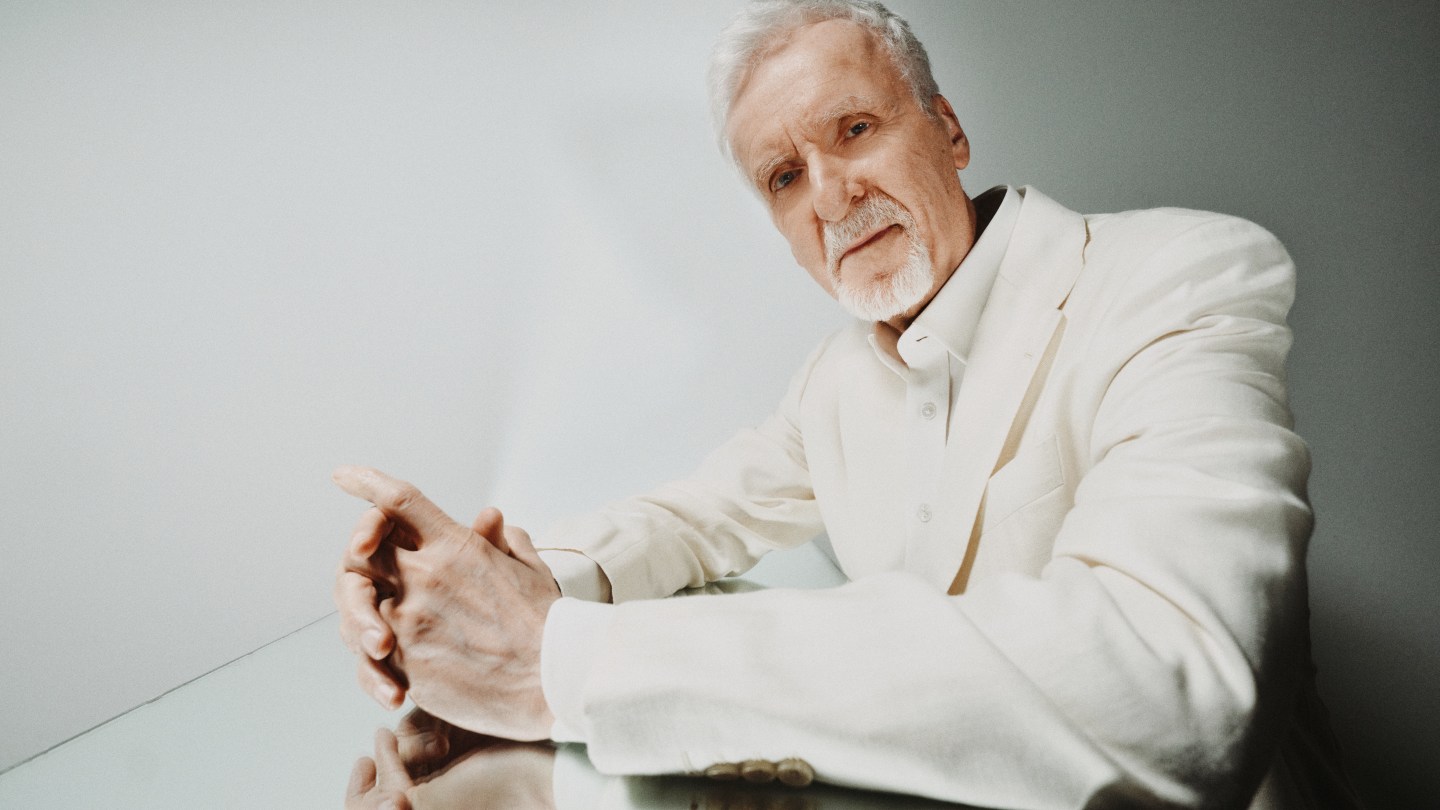 Director Gets Candid on 'Avatar' Future