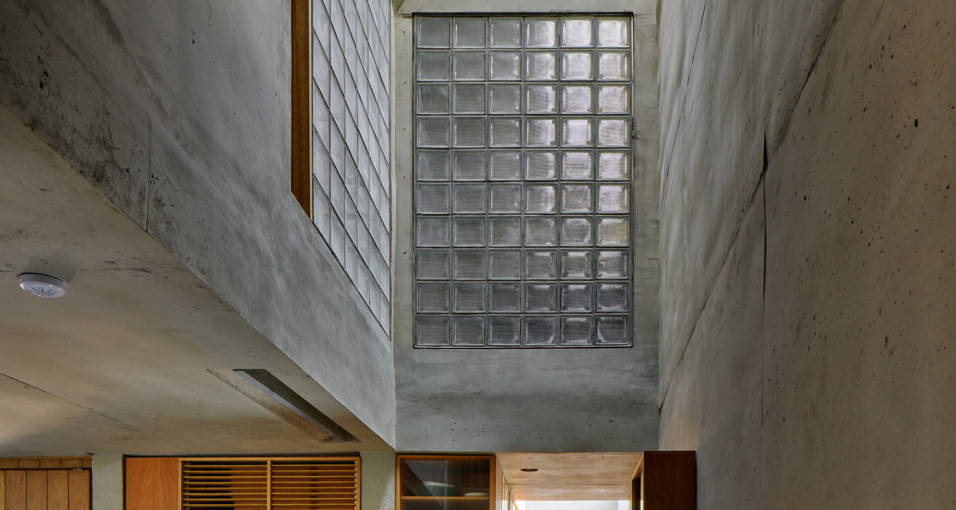 A Model of Sporadic Thoughts / FHHH friends