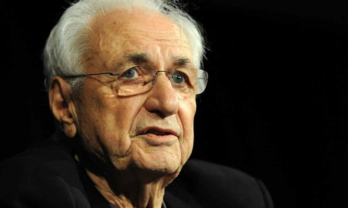 Remembering Frank Gehry, legendary architect of Guggenheim Museum Bilbao - The Art Newspaper