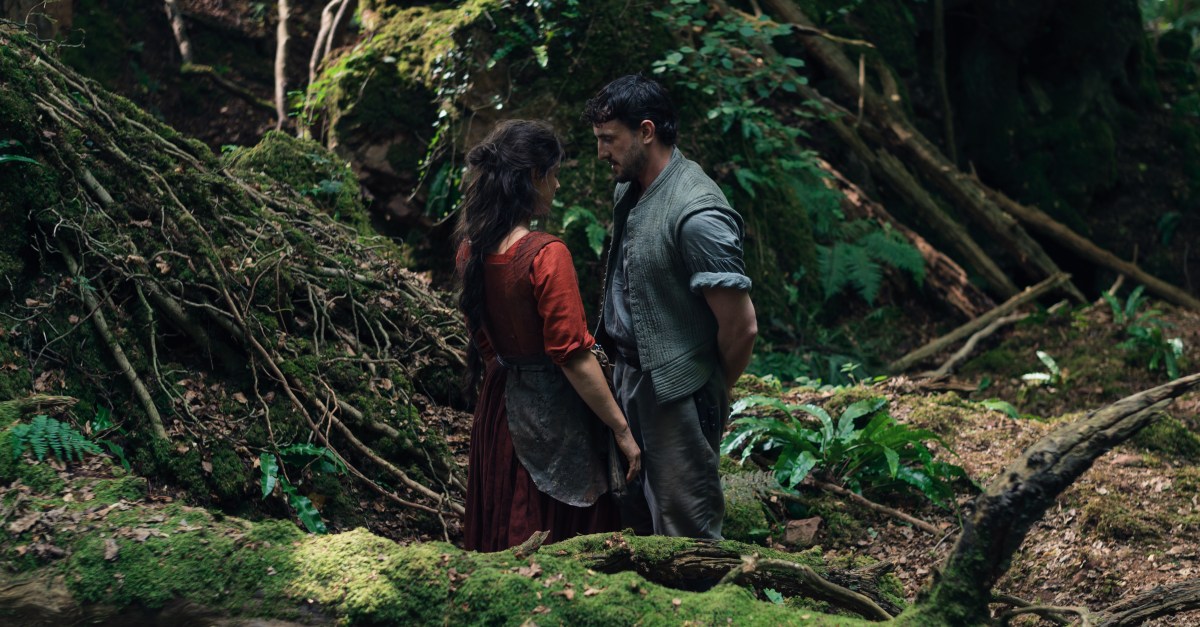 The debate over Chloé Zhao’s Hamnet, explained