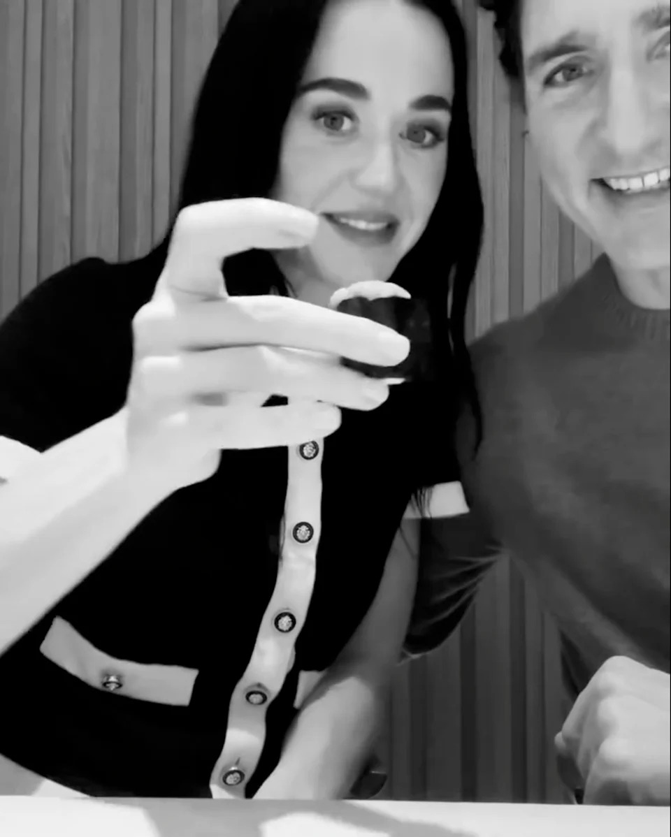 Perry also posted a video of them dining together. Katy Perry/Instagram