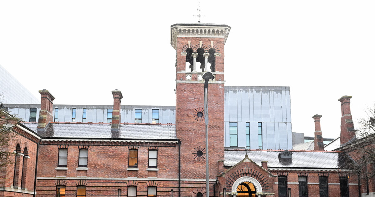 Spray-paint ‘Marry Me?’ on roof in Cork city leads to criminal damage charge