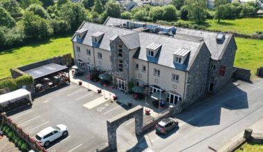 Bride who fell from hotel window on wedding night settles action