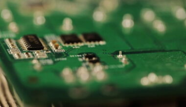 Marvell, Builder of AI Accelerators for Amazon and Microsoft, Surprises Algos with Earnings Commentary; Promises of AI Growth