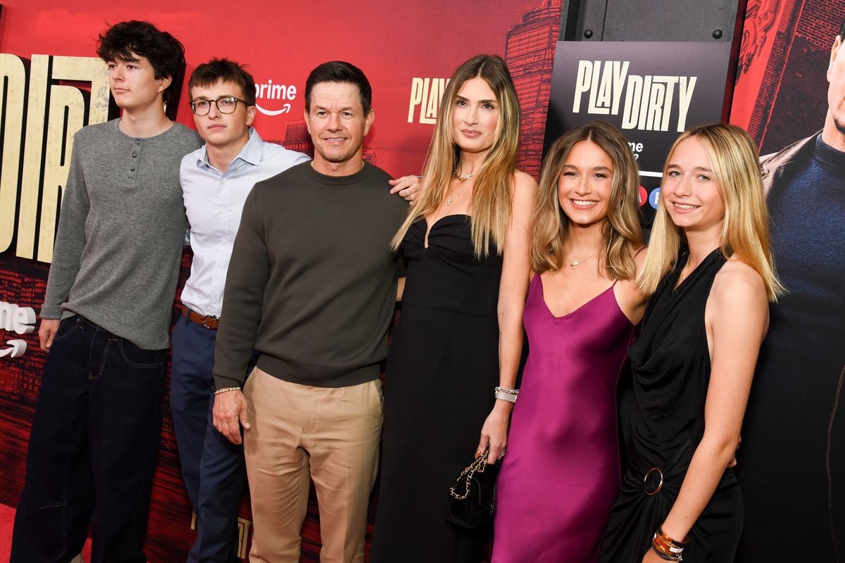 Brendan Wahlberg, Michael Wahlberg, Mark Wahlberg, Rhea Durham, Ella Rae Wahlberg, Grace Margaret Wahlberg at the "Play Dirty" world premiere in New York,