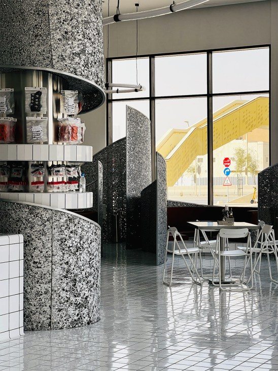 Bofia Restaurant (Image: Courtesy of Azaz Architects) 