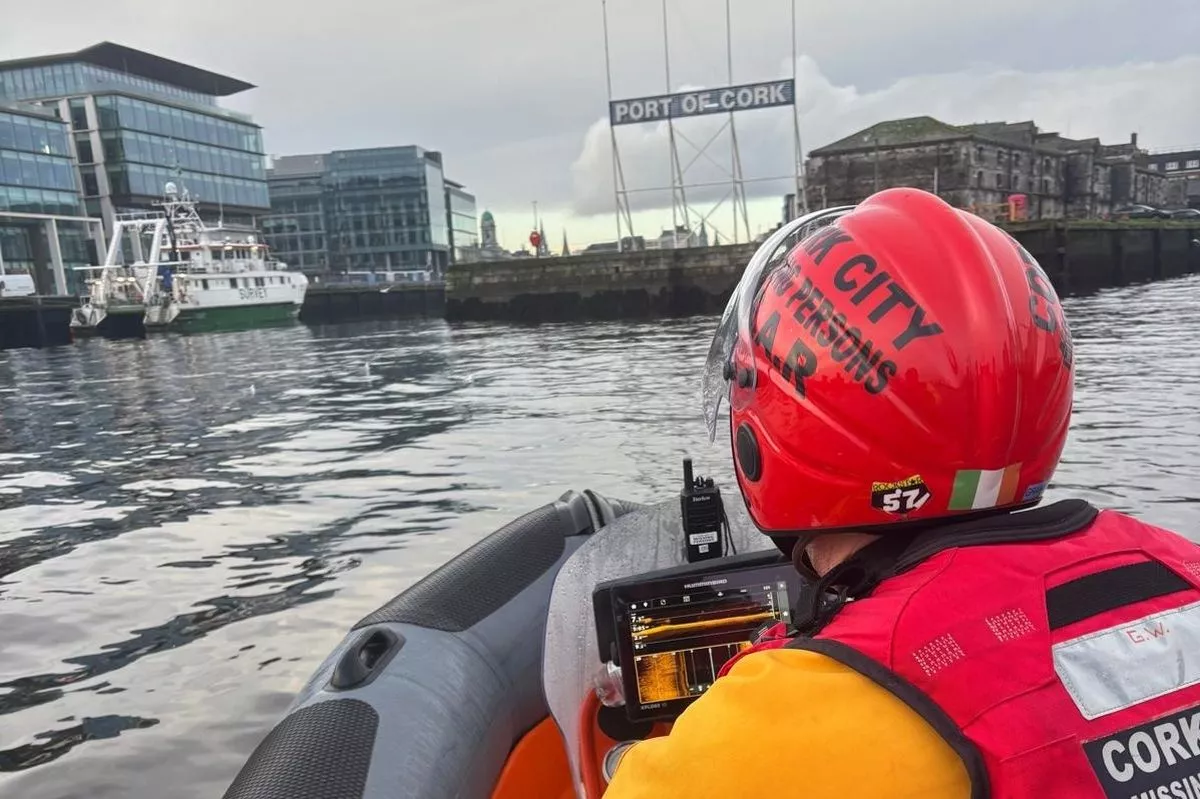 Cork City Missing Persons Search and Recovery volunteers on the water
