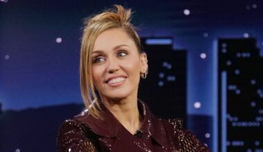 Miley Cyrus Is Scared of Paper