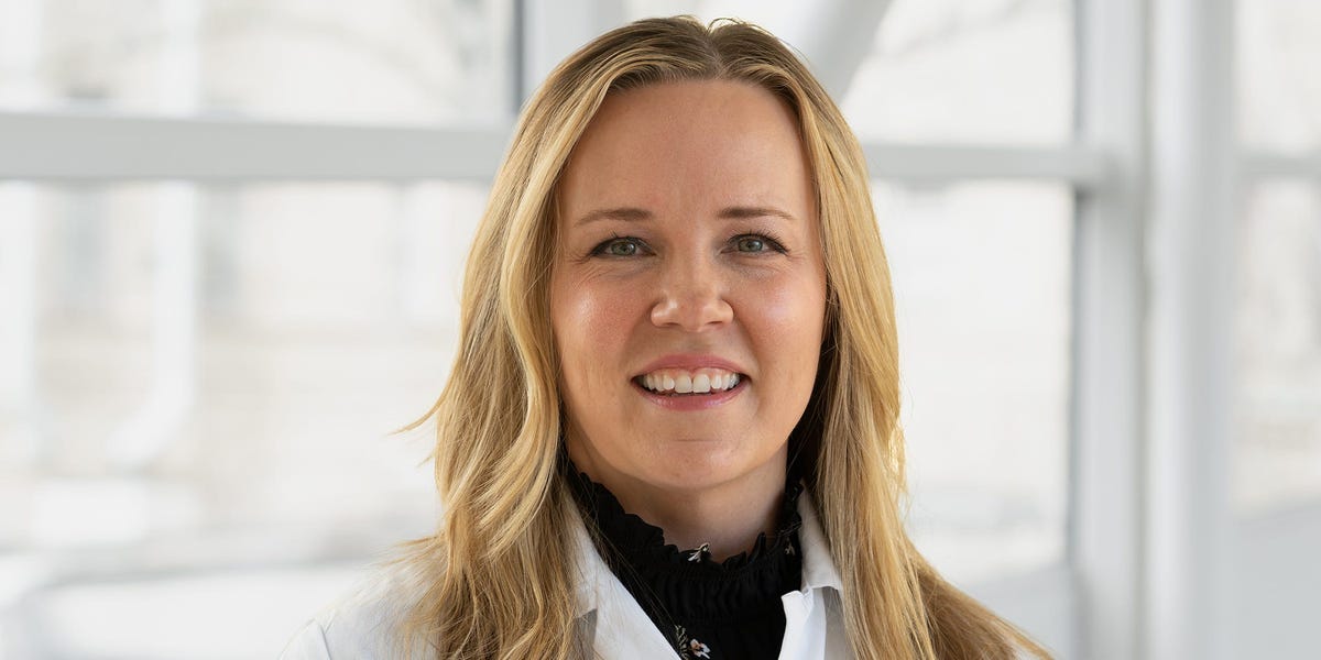 Powerlifting Doctor Shares 2 Exercises to Build Muscle for Longevity