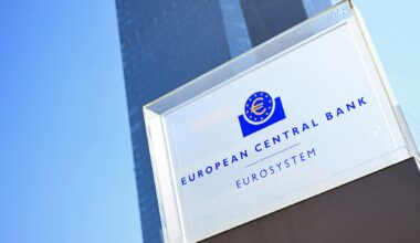 ECB's Villeroy: inflation risks warrant keeping policy options open