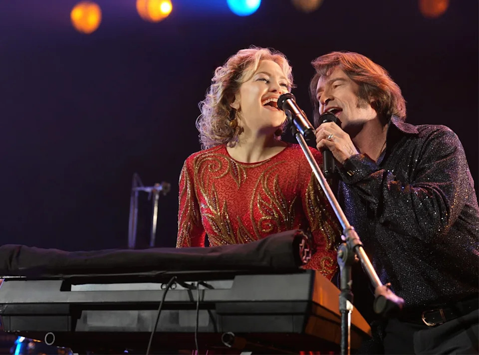 <p><em>Song Sung Blue</em> - December 25, 2025</p>