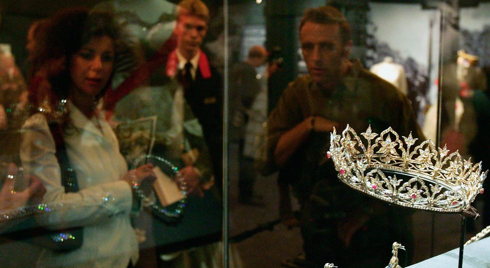 Buckingham Palace State Rooms Open To The Public