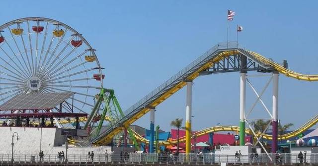 US tourism slumps as policies tighten, image worsens