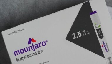 Irish economy contracts slightly, consumer spending flat but exports continue to grow