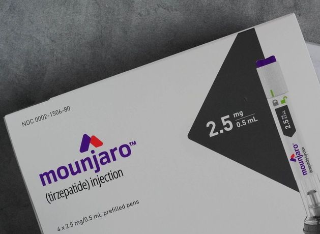 Irish economy contracts slightly, consumer spending flat but exports continue to grow