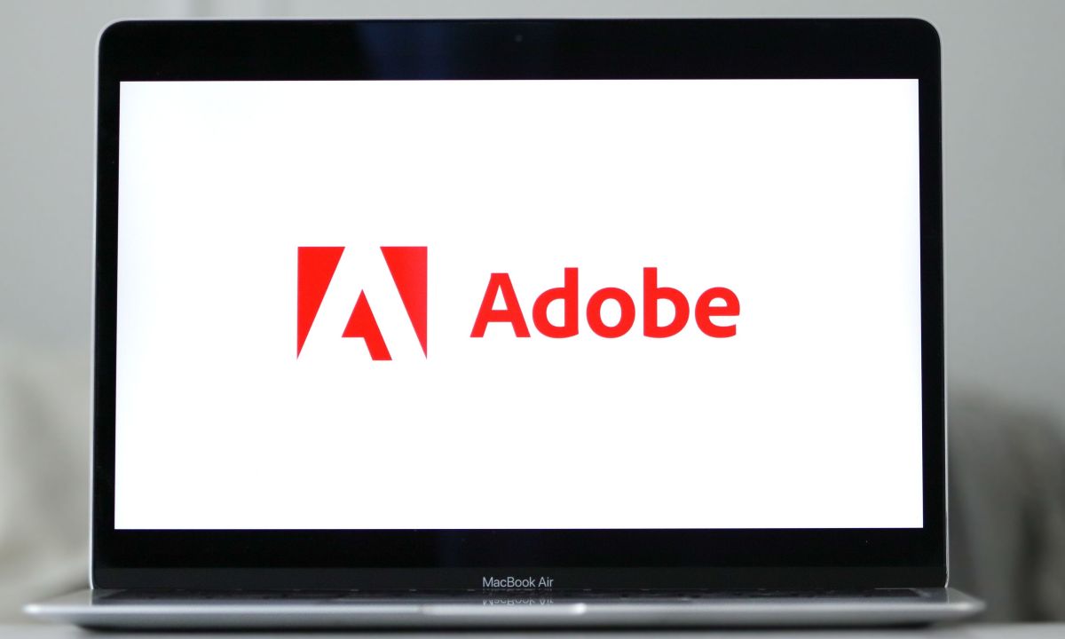 Adobe Forecasts Continued Growth Through AI-Powered Tools