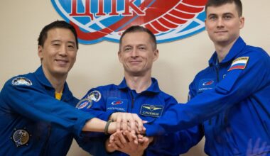 Astronaut Jonny Kim, 2 cosmonauts scheduled for ISS departure