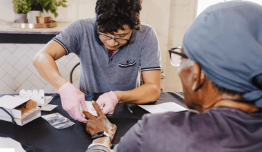 Dr. Isaacs Answers Your Insulin, CGM + Misdiagnosis Questions