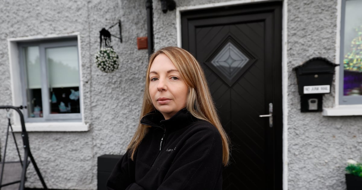 Living in cold, mouldy, damp council homes in south Dublin – The Irish Times