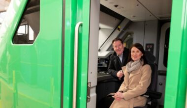 Order of 100 Dart carriages to complete replacement of 1984 fleet – The Irish Times