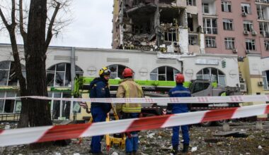 Zelenskiy holds talks with Carney and European leaders en route to Trump meeting – The Irish Times