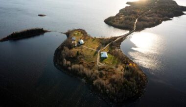 Inside the Ring of Fire: A tale of 2 First Nations and a road that could change everything